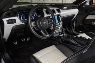 2022 Mustang Coupe Ice White Appearance Package